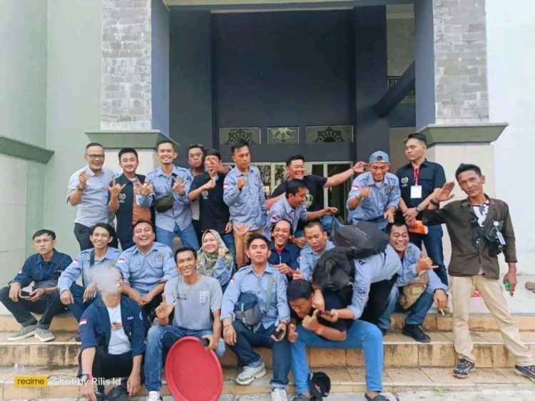 PWI Lampung Utara Bagikan 1.000 Takjil dan Gelar Buka Puasa Bersama