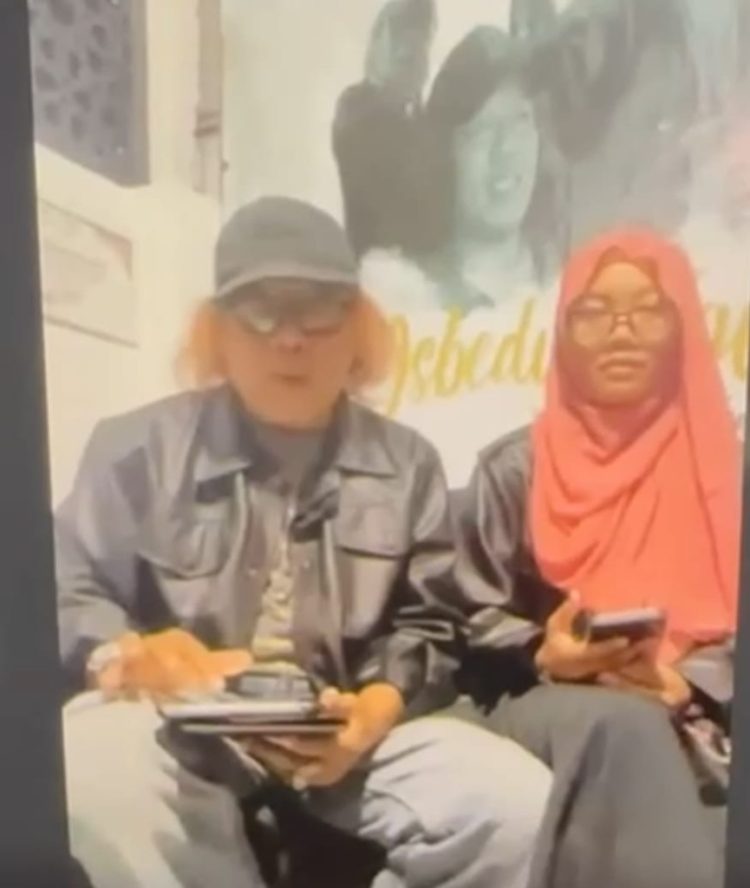 Mewakili Indonesia, Isbedy-Dzafira Bacakan Puisi di Semarak Ramadan Sedunia 2025