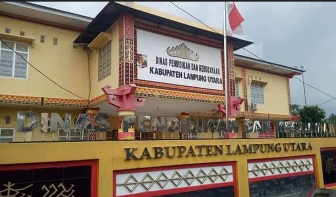 Guru Honorer di Lampura Bersuka Cita, Tunjangan Cair Sebelum Lebaran