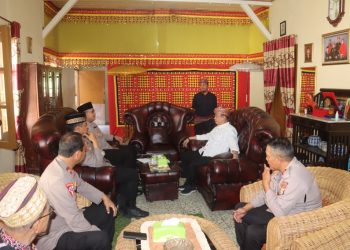 kapolres lampung selatan jalin sinergi dengan tokoh agama dan adat dalam safari ramadan