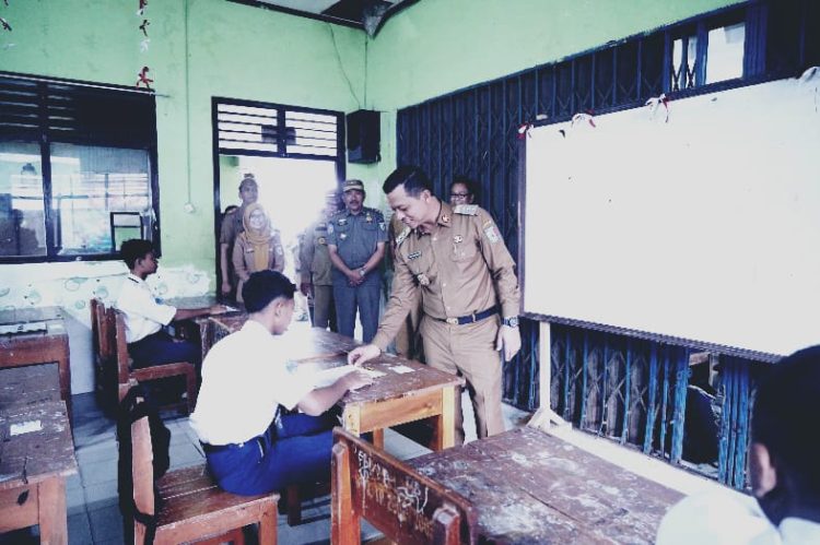 Bupati Pringsewu Tinjau Langsung Sekolah, Dorong Semangat Belajar dan Pembenahan Fasilitas