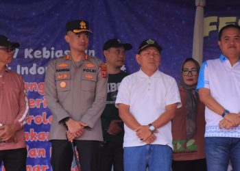 Panggung Semangat Pendidikan: Ribuan Warga Metro Padati Festival Guru dan Siswa, Kapolres Turun Langsung Kawal Jalannya Acara