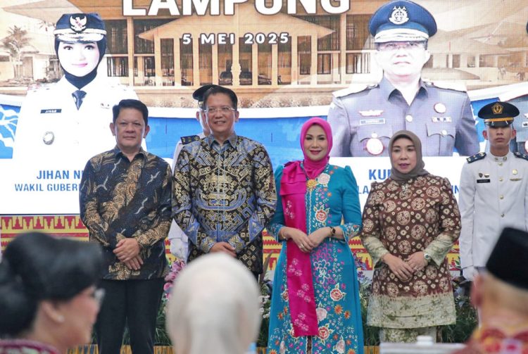 Gubernur Mirza Sambut Kajati Baru dan Lepas Kuntadi dengan Penghormatan di Mahan Agung