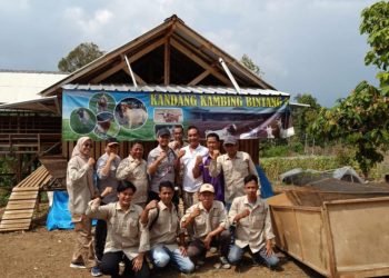 Dukung Kesehatan Ternak, Disbunnak Tanggamus Gelar Vaksinasi Massal di Kandang Kambing Bintang Sembilan