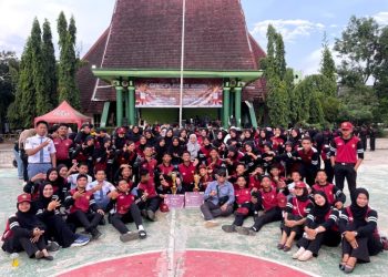 Membanggakan! Paskibra SMA Negeri 2 Kalianda Raih Dua Trofi di Garda Fair Sumbagsel 2025