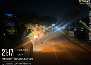 Polsek Padang Cermin Intensifkan Patroli Malam di Jalur Rawan Way Ratai, Wujudkan Rasa Aman Warga