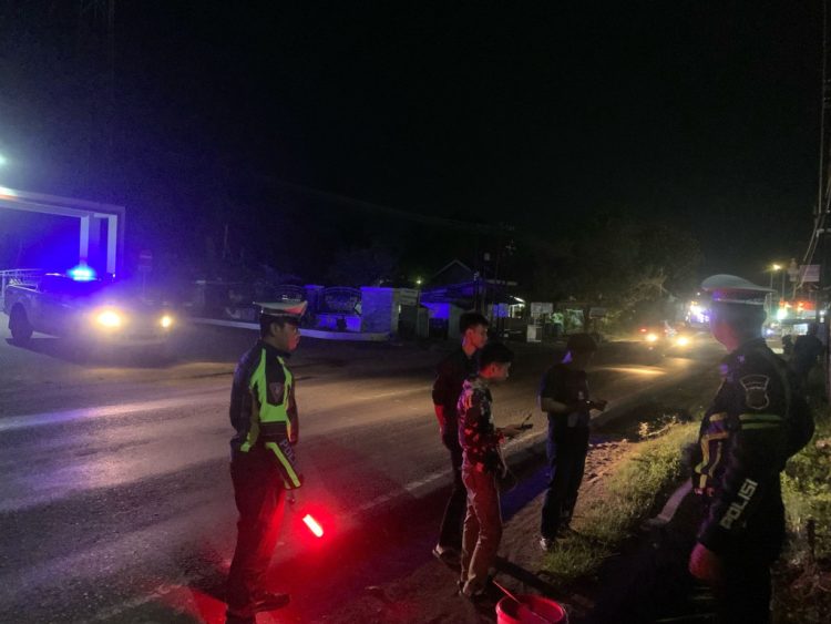 Sat Lantas Polres Pesawaran Gelar Blue Light Patrol di Jalinbar, Pastikan Lalu Lintas Aman dan Lancar
