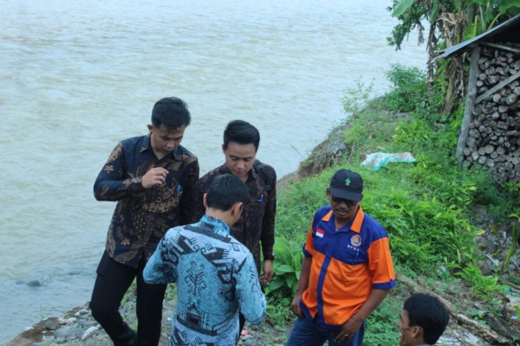 Wabup Tanggamus Tinjau Normalisasi Sungai Way Semuong, Cegah Ancaman Banjir Warga
