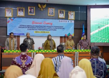 Wabup Pringsewu Sebut Tantangan Dunia Pendidikan Masih Sangat Besar, Beasiswa Jadi Harapan Anak Muda