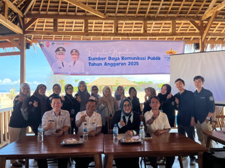 Kuatkan Kapasitas Penyiar, Komdigi Lampung Selatan & Dbfm 93.0 Gelar Pelatihan di Pantai Senaya
