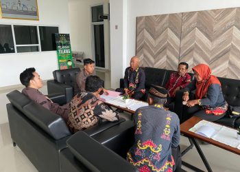 Kejari Pringsewu Sita Uang Titipan dari 13 Kakon Adiluwih Terkait Dugaan Korupsi Bimtek 2024