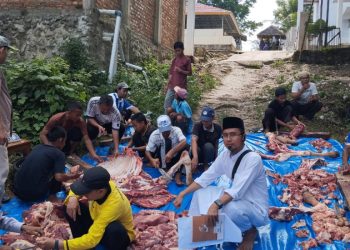 Syiar yang Menyejukkan: Pondok Tahfizh Menara Sembilan Salurkan Daging Kurban untuk Lebih dari 500 Warga