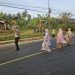 Satlantas Polres Pesawaran Amankan Lalu Lintas Saat Sholat Idul Adha di Jalinbar Gedong Tataan