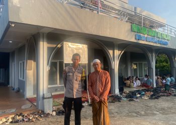 Polsek Kedondong Kawal Ketertiban Sholat Idul Adha, Jamaah Khusyuk Beribadah di Tiga Kecamatan