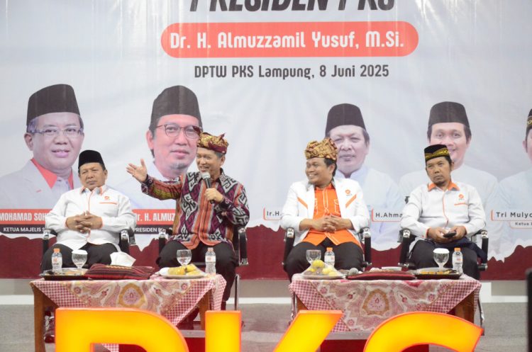 Kunjungan Perdana Usai Terpilih, Presiden PKS Al Muzzammil Yusuf Sambangi Lampung