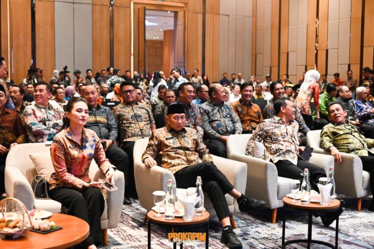 Lampung Perkuat Sinergi Antarwilayah: Bupati Pesawaran Dampingi Gubernur Teken Kesepakatan Strategis di Batam