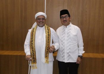 Habib Rizieq Shihab Hadir di Lampung Utara, Pemkab Gelar Makan Siang dan Doa Bersama Penuh Kehangatan