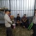 Patroli Malam Humanis: Polsek Gedong Tataan Teguhkan Komitmen Jaga Kamtibmas Lewat Dialog dengan Warga