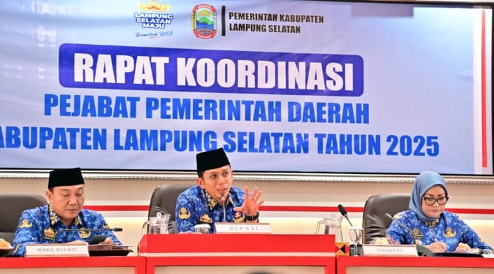 Bupati Lampung Selatan Tegaskan Camat sebagai Garda Terdepan Pelayanan Publik