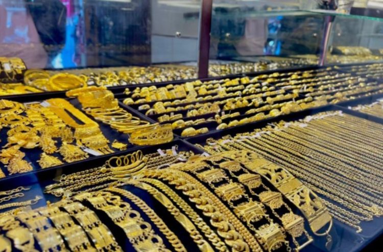 Harga Emas 23 Juni 2025 Bergejolak, Selisih Beli-Jual Menganga hingga Rp60 Ribu