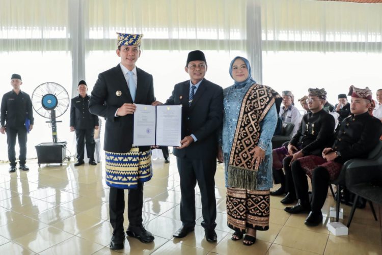 Pelantikan di Atas Tanah Pahlawan: Bupati Lampung Selatan Kukuhkan Sekda Baru dengan Semangat Patriotisme