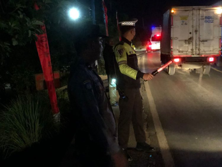 Polsek Tegineneng Kawal Adat Begawi: Wujud Hadirnya Polri dalam Tradisi dan Keamanan Warga