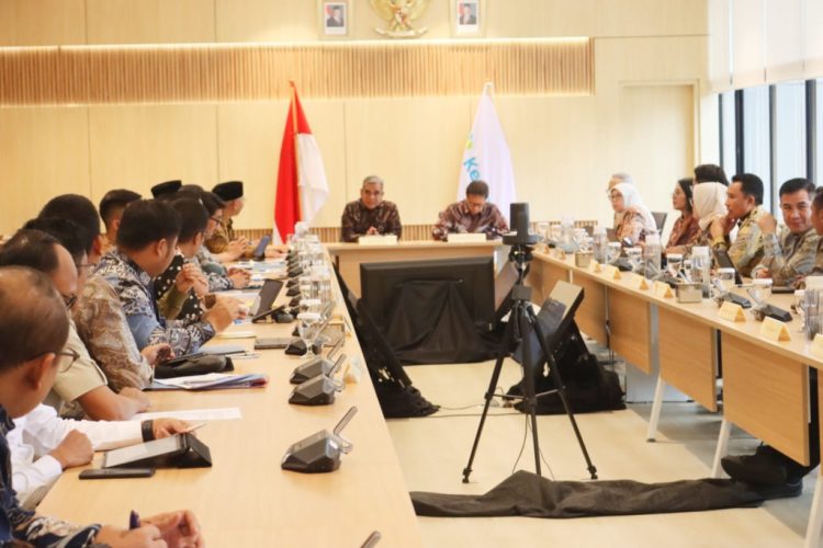 Bupati Lampung Utara Hadiri Raker Kemenkes, Suarakan Dukungan dan Usulan Strategis untuk Peningkatan Layanan Kesehatan Daerah