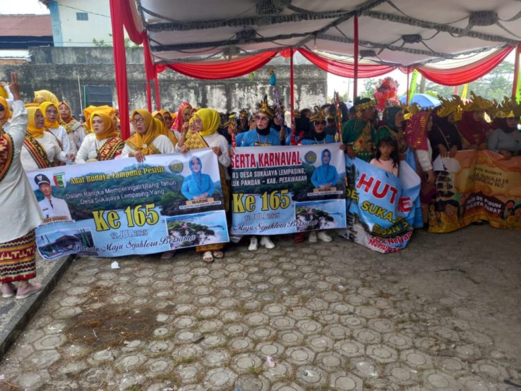 Meriahkan HUT ke-165, Desa Sukajaya Lempasing Gelar Karnaval Budaya sebagai Simbol Menuju “Desaku Maju”