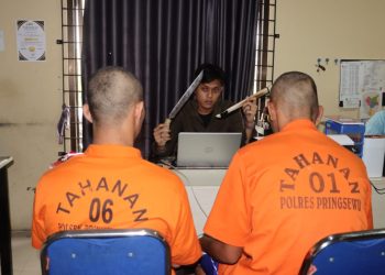 Dua Pria Bawa Golok di Pendopo Pringsewu, Satu Positif Sabu