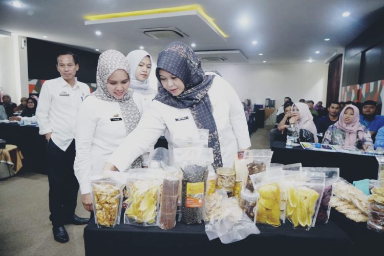 Pelaku Usaha Pangan di Pringsewu Ikuti Bimtek Keamanan Pangan IRTP, Dorong Sertifikasi dan Produk Aman Konsumsi