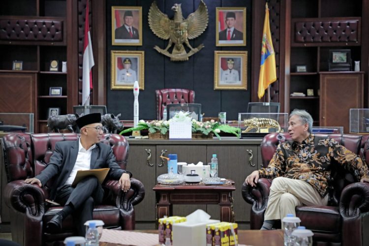 Pemprov Lampung dan PT Semen Baturaja Jalin Kemitraan Strategis untuk Percepatan Pembangunan Daerah