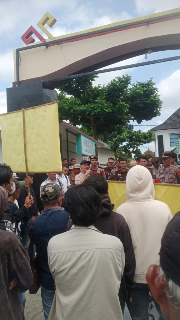 Aliansi Pemuda Tanggamus Desak Kejari Usut Dugaan Aliran Dana Korupsi ke AM. Safii dan Bongkar Skandal RSUD-BM, BUMD AUTJ