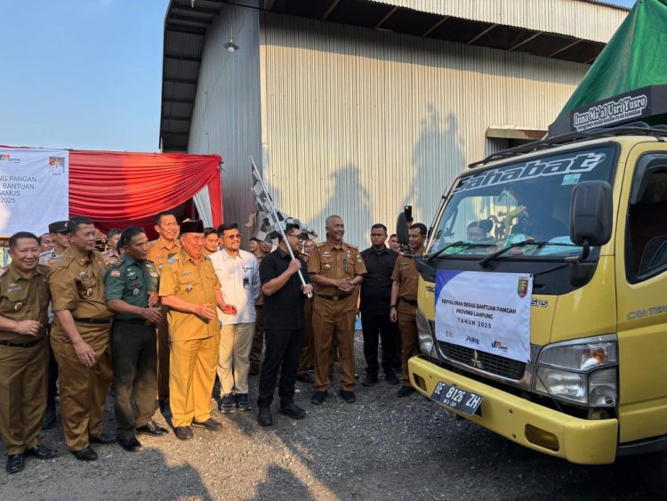 66.887 Warga Tanggamus Dapat Bantuan Beras, Pemkab Salurkan 1.337 Ton dari Cadangan Pangan Nasional