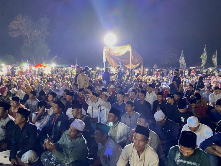 Pesawaran Bersholawat: Merajut Kebersamaan dalam Nuansa Doa dan Spiritualitas
