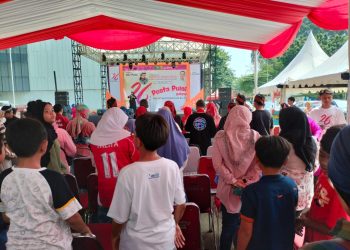 Bunga Berduri yang Tetap Mekar: Asrizal Nur Buka Hari Puisi dengan Penuh Makna