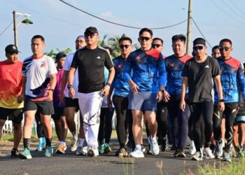 Bupati Egi dan Dandim 0421/LS Kompak Fun Run di Pesisir Kalianda, Ajak Warga Ramaikan Krakatau Beach Run 2025