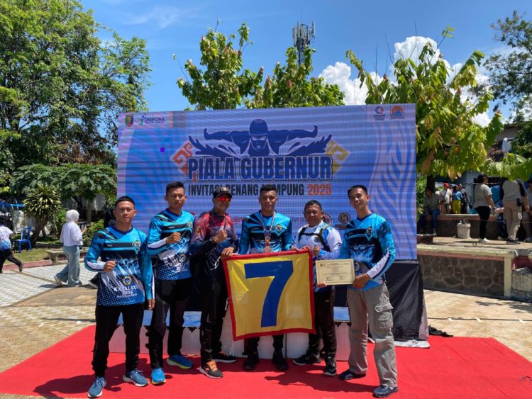Prajurit Muda Yonif 7 Marinir Raih Tiga Medali di Piala Gubernur Renang 2025
