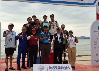 Pantai Kyokko Berubah Jadi Arena Duel! Kejurnas Open Water Swimming Warnai Laut Pesawaran