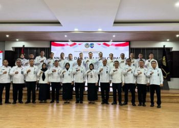 Kalapas Kalianda Tegaskan Komitmen Tingkatkan Kinerja di Rapat Evaluasi Semester I 2025
