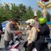 Pemkab Pesawaran dan Polres Bagikan 1.000 Bendera Merah Putih untuk Pengendara Jalan dalam Rangka Memperingati HUT RI ke-80
