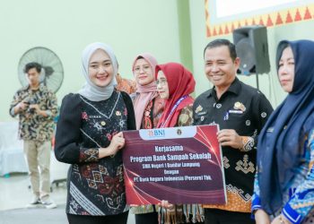 Pemprov Lampung Luncurkan Program Bank Sampah Sekolah SMA/SMK Kota Bandar Lampung, Dorong Siswa Jadi Agen Perubahan Lingkungan