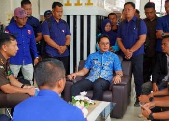 Ratusan Warga Lampung Selatan Tuntut Kepala Desa Sinar Palembang Dinonaktifkan
