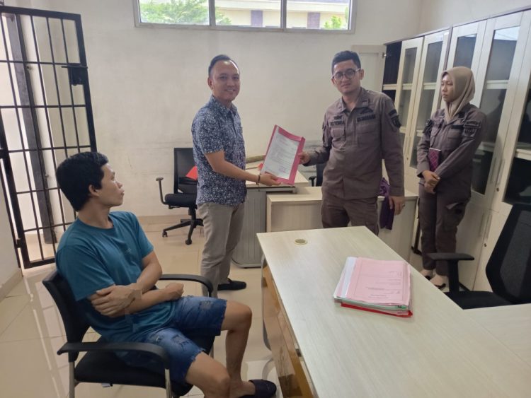 Tersangka Penganiayaan di Pringsewu Dilimpahkan ke Jaksa Penuntut Umum