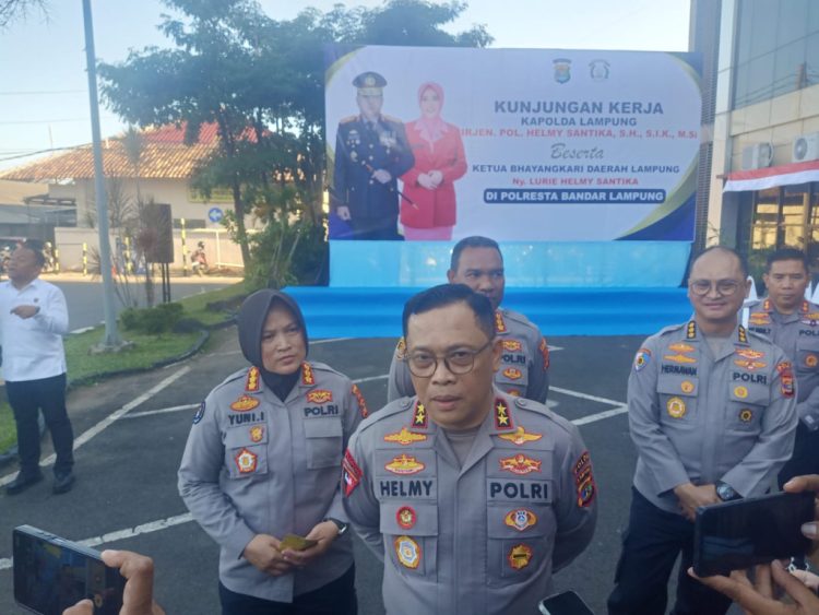 Kapolda Lampung Apresiasi Peluncuran Layanan SKCK Keliling Siger Ghatong di Bandar Lampung
