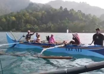 Polsek Pematang Sawa Lakukan Aksi Heroik Selamatkan Perahu Mogok di Tengah Laut, Pasien Sakit Selamat