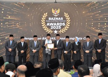 Gubernur Lampung Rahmat Mirzani Djausal Raih Penghargaan Kepala Daerah Pendukung Gerakan Zakat Nasional dari Baznas, Dorong Pemberdayaan Ekonomi Umat