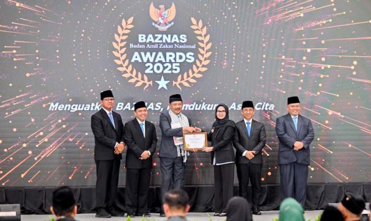 Bupati Pesawaran Nanda Indira Raih Baznas Award 2025 untuk Kepala Daerah Pendukung Digitalisasi Zakat
