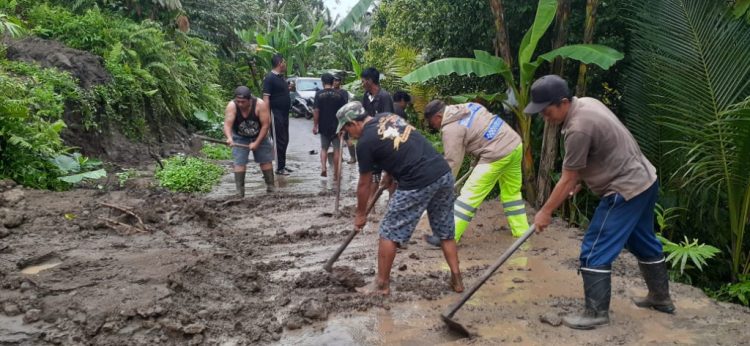 Polri All Out Bantu Korban Banjir dan Longsor di Bali: Dari Logistik Hingga Trauma Healing Anak-Anak