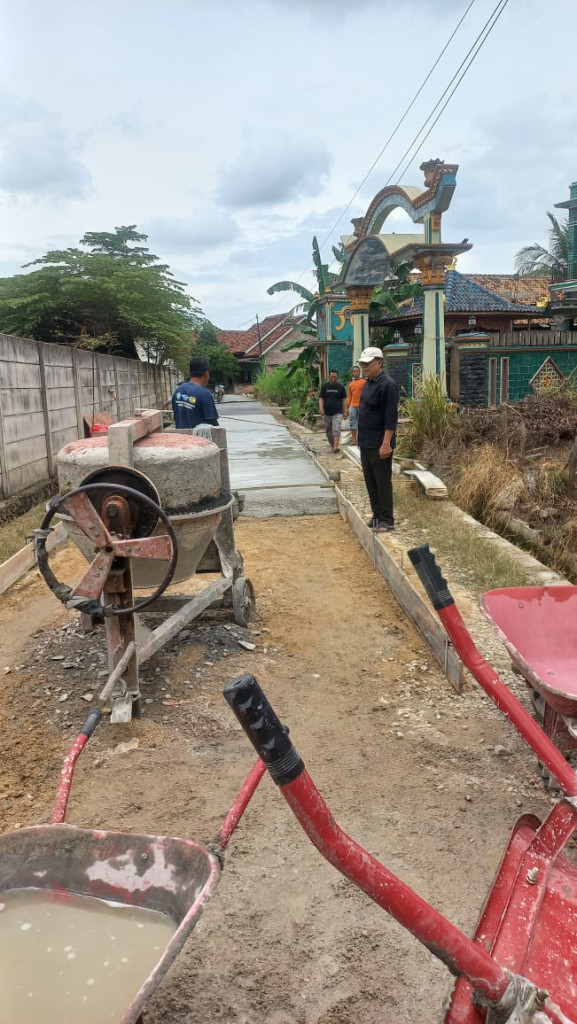 Warga Pringsewu Akhirnya Bernapas Lega, Jalan Lingkungan Mulai Dibangun Pemprov Lampung