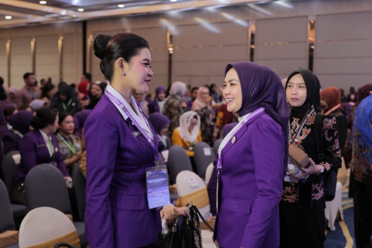 Ibu Purnama Wulan Sari Mirza Hadiri Rakornas Posyandu 2025: Dorong Transformasi 6 Pelayanan SPM untuk Indonesia Emas